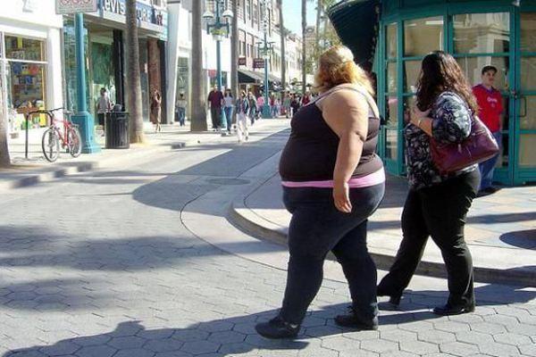 特朗普|美国疫情为啥失控？美媒答案令人意外：不怪特朗普，也不是缺物资