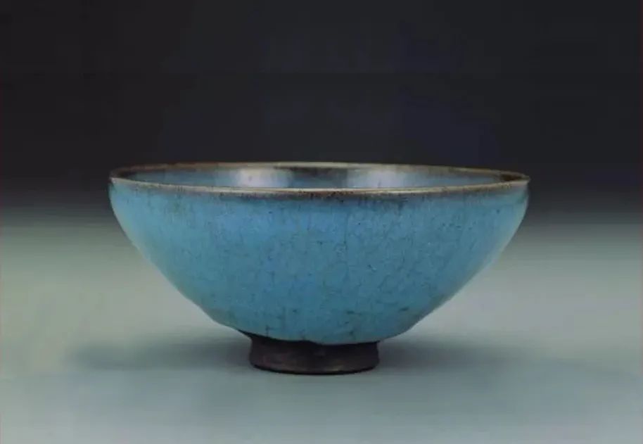 钧瓷|2000万起拍，4250万落槌，钧瓷凭啥这么贵！