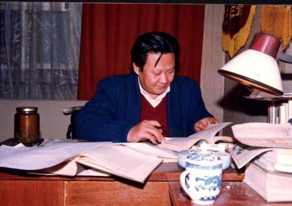 郭德纲|与郭德纲有关的6大相声恩怨，师徒间反目成仇，最终难逃名利二字！