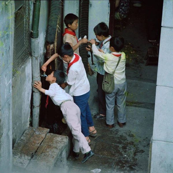 世界真奇妙系列:80年代的超级回忆杀,由一个日本摄影师完成