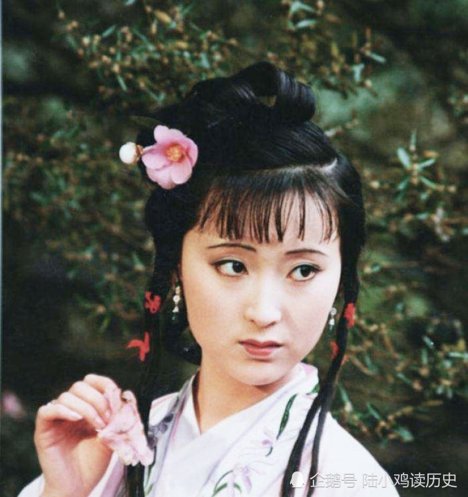 红楼梦|红楼梦九题，很难的，你会几个？