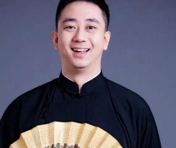 三十而已|《三十而已》男团中最奇特的存在，王自健演的小张主任火出圈了