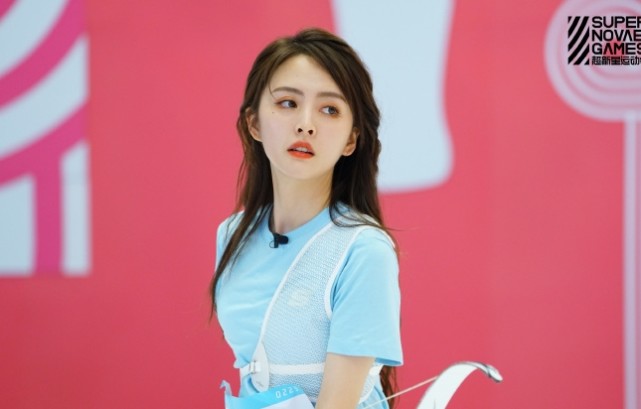 腾讯体育美女主播小楠出战超新星运动会男友为学业拒绝cba