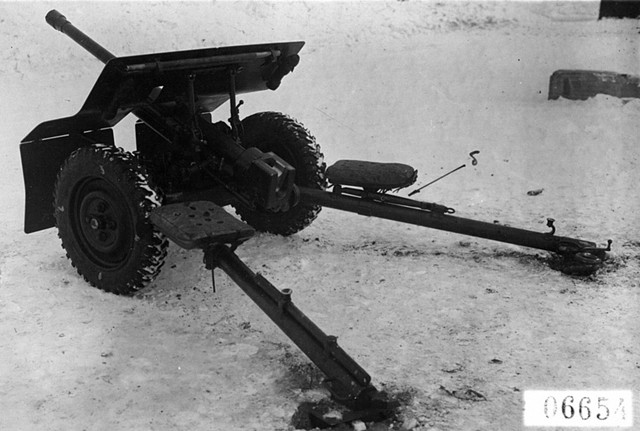 苏联37mm防空炮图片