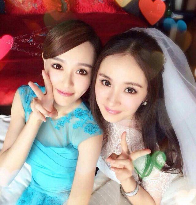 杨幂|令人唏嘘？杨幂唐嫣同框不说话，两人都生女儿，曾经的娃娃亲破灭