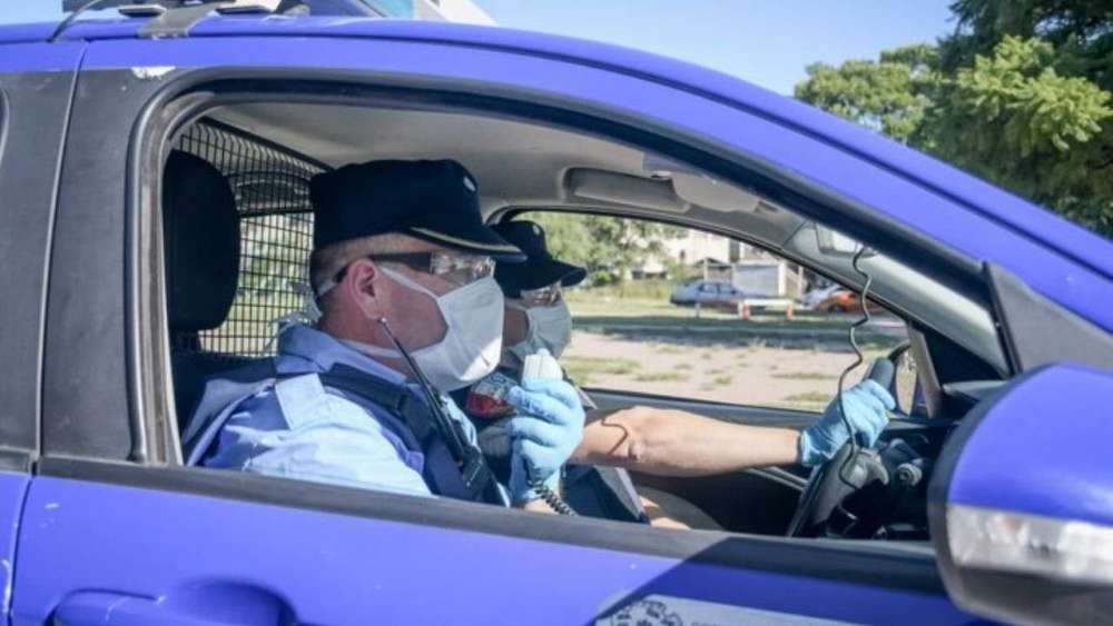 科尔多瓦|男子下午在街上和人打了一架，晚上在家门口被两枪打死