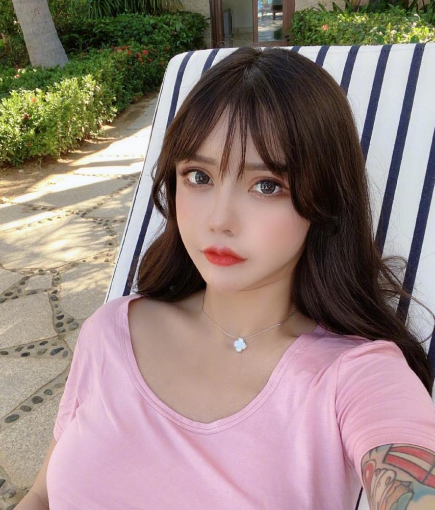 韩安冉|韩安冉五年间35次整容成瘾，如今尖鼻似假人，21岁的她还能收手吗