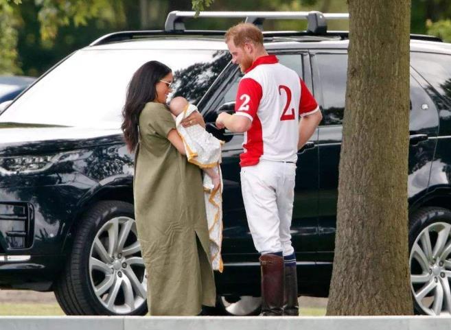 戴安娜王妃|戴安娜珠宝将重见天日！39岁梅根生活拮据，盯上婆婆巨额遗产