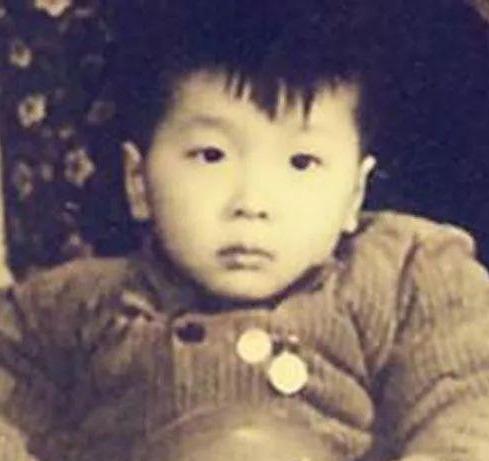 李春波|李春波：被誉为“中国民谣教父”，为何在最红的时候退出歌坛？