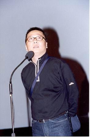 李春波|李春波：被誉为“中国民谣教父”，为何在最红的时候退出歌坛？