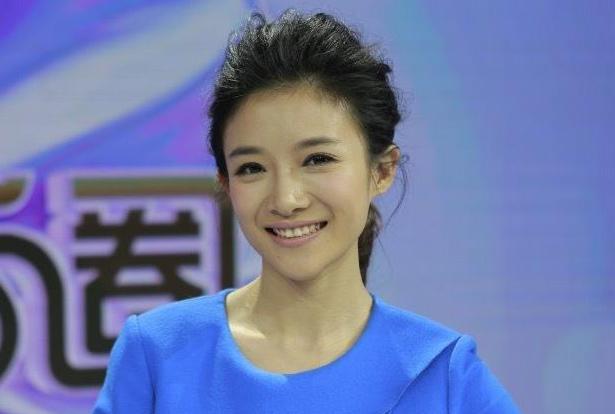 蔡紫|蔡紫主持事业进入正轨，成为央视节目常客，主持风格讨喜