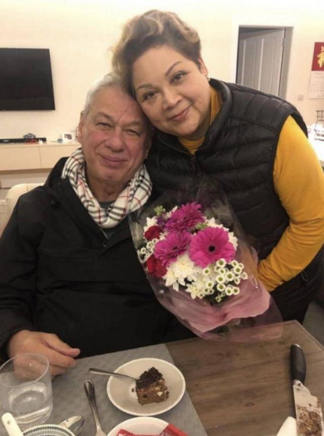 tvb|TVB爱国艺人投资有道，最高峰拥9个私人工厦单位，引网友热议