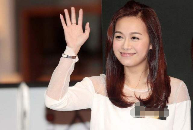 黄心颖|黄心颖要复出了，TVB女高层扬言从没放弃她，皆因：人人都会犯错