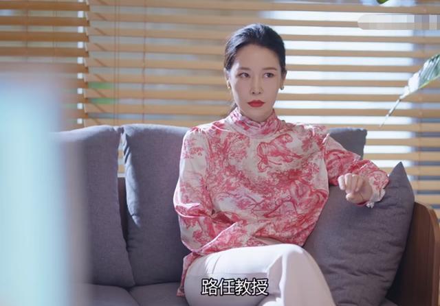 我好喜欢你|《我好喜欢你》首播！言承旭沈月像父女，配音出戏惹吐槽