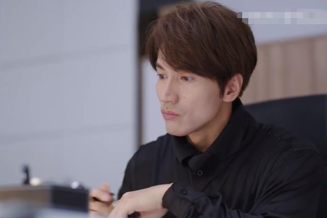 我好喜欢你|《我好喜欢你》首播！言承旭沈月像父女，配音出戏惹吐槽