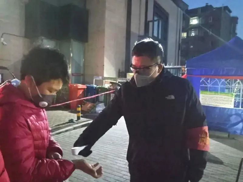 司法警察|多张照片，回顾疫情下北京法警的难忘瞬间