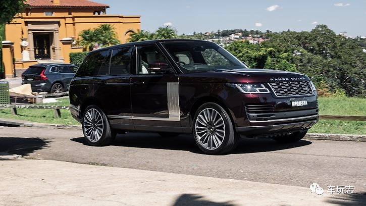 2020年揽胜vogue p400:豪华程度与越野性能秒杀bba的存在