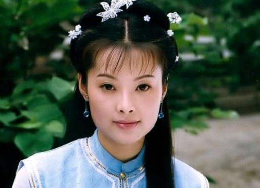 袁立|看看袁立小11岁的现任，再看看其前夫，离婚原因太现实