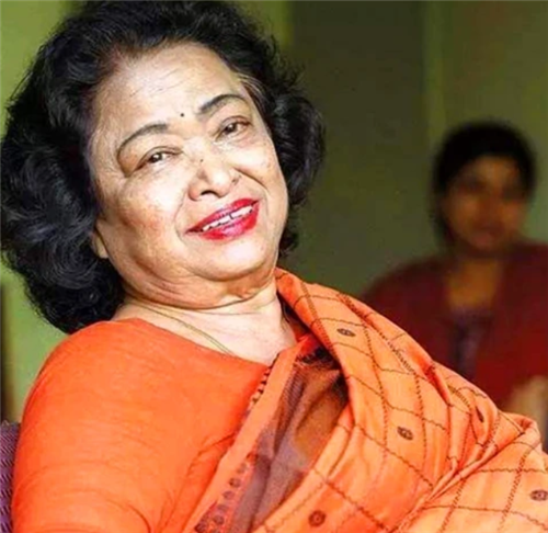 夏琨塔拉·戴维|印度天才少女，心算比电脑还快10秒，华罗庚看一眼质疑：结果不对