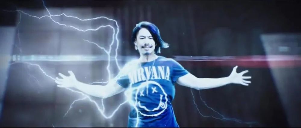 电磁王之霹雳父子|一上映就冲上热度榜第一，但这部国产超英电影实在太辣眼！