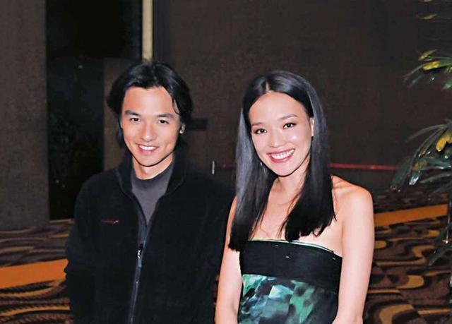 冯德伦|舒淇老公近况曝光！46岁冯德伦胡子花白，与舒淇甜蜜依偎秀恩爱