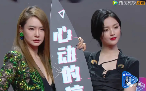 鞠婧祎|杨幂顶秃头微笑营业，鞠婧祎腿歪加增高垫，鹅到底捏住了多少艺人的把柄啊！