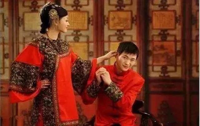 俗语|民间俗语：“男怕三摇头，女怕阔步走”，古人为何会这么说？