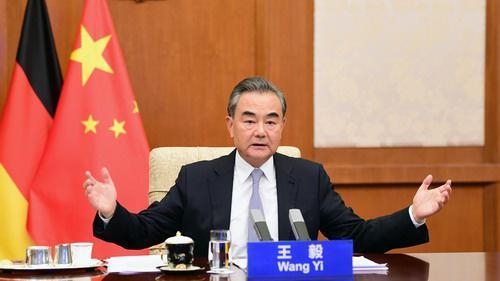 丁一凡|丁一凡：中国不必跟着欧美经济政策跑，应专注下一个10年机会窗口