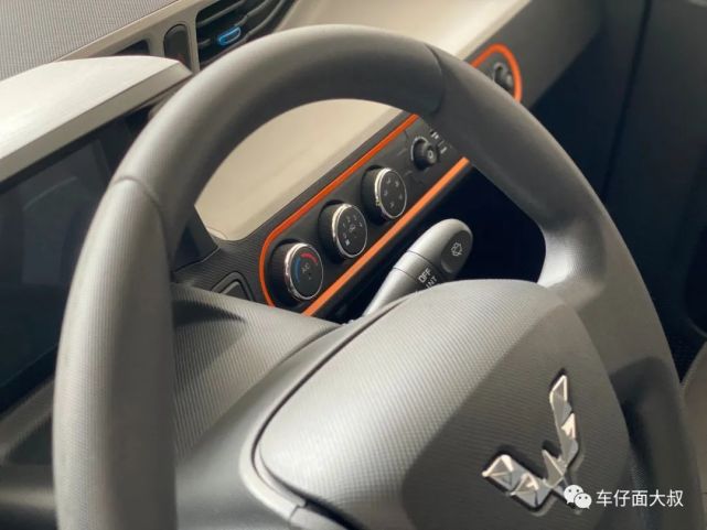 面哥试车实用才是王道 宏光mini Ev 腾讯网