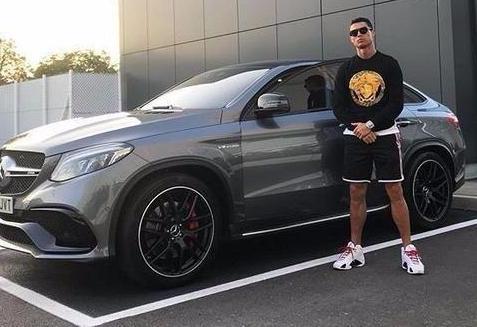 c罗豪车库又增新车,不仅颜值和价格超高,而且全球限量仅10台