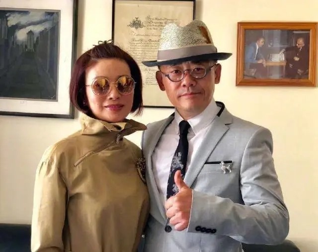 周立波|周立波豪宅中做美食，唐爽疑似不服输，发文暗讽周立波夫妻