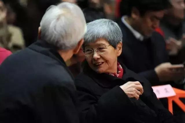 考古|留守女孩676分报北大考古却被喷没“钱”途背后大佬纷纷出来撑腰