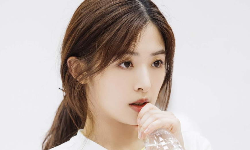 张含韵|《姐姐》再曝魔鬼剪辑，张含韵无辜被网暴数周，孟佳直播澄清真相