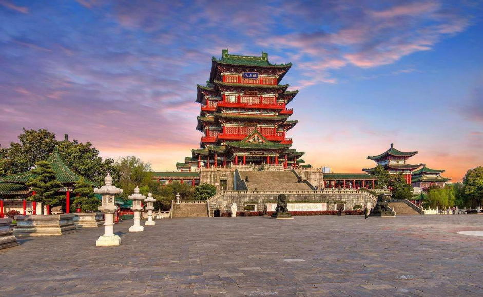 王勃|王勃经历了人生的大起大落，悟出首落花诗，共用了9个落花，经典