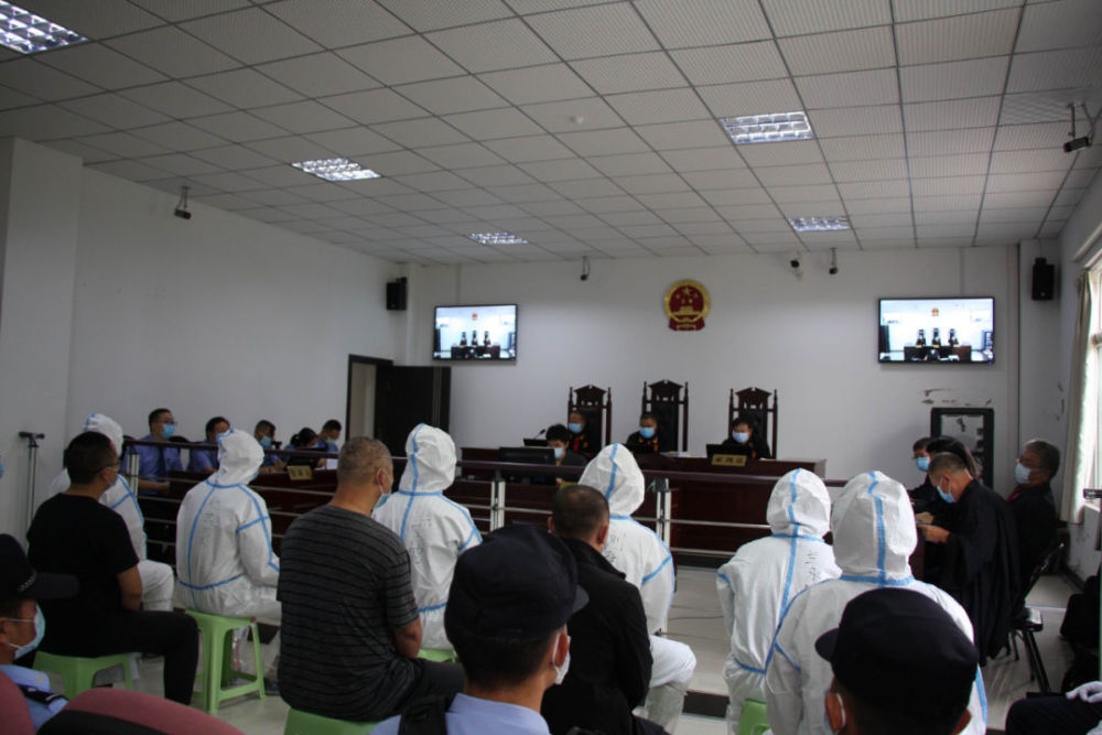 大理一涉黑组织被端 长期受爱拍电影的黑老大邓利勇调派和管理_腾讯