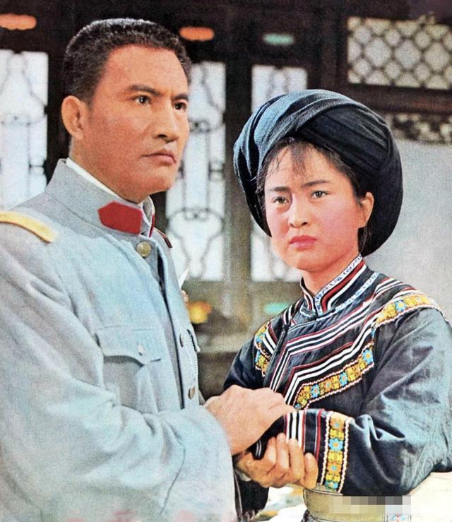 瞧这一家子|一组老照片，带你穿越到1979年，去看看那一年涌现出来的年轻电影明星们