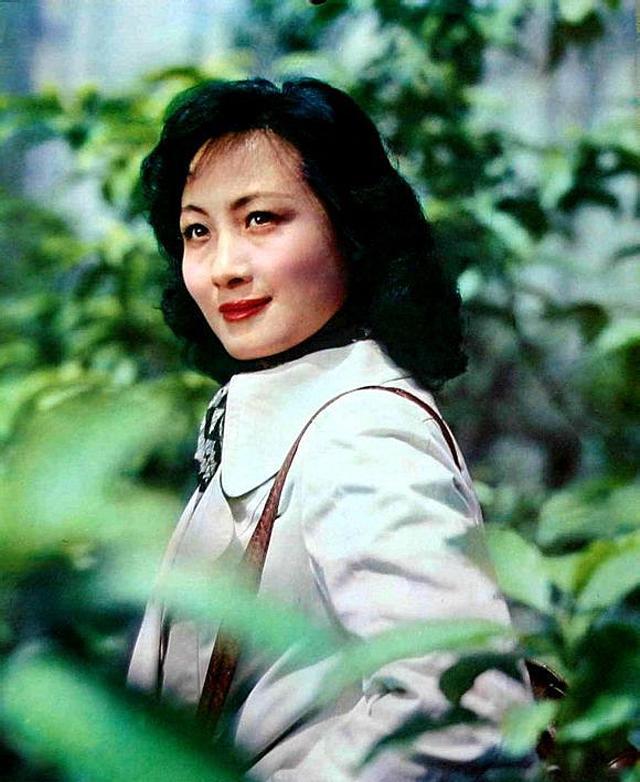 瞧这一家子|一组老照片，带你穿越到1979年，去看看那一年涌现出来的年轻电影明星们