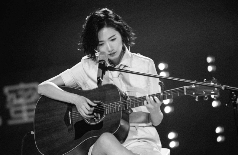 万茜|看了《姐姐》，你还喜欢万茜吗？