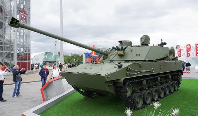 俄军空降兵再获新装备120mm自行火炮火力强大幅提高作战能力