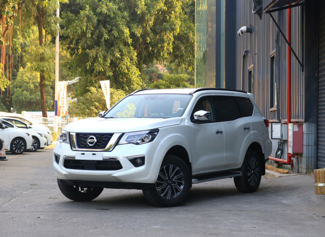 这几款suv不仅皮实抗造,还爬山涉水样样行|四驱|帕杰罗|日产途达|硬派