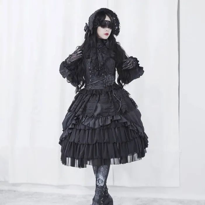 黑色系优雅:19世纪的丧服时尚