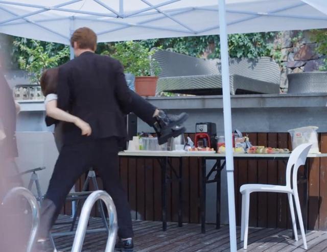 言承旭|浮夸做作，演技碎一地，言承旭沈月演情侣真的太违和