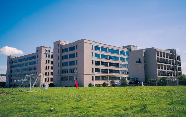 读技校就业好!湖南智云技工学校为你解读中职生优势!