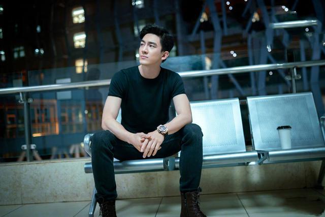 林更新|林更新翻车了？冒充流浪汉淋大雨睡大桥下，被视频原作者打假维权