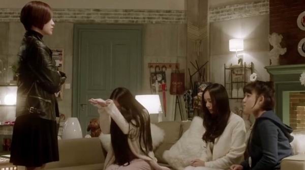 三十而已|女性群像剧中的“姐妹情谊”：含情脉脉背后的阶层破绽