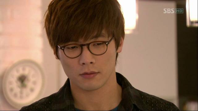 金秀贤新剧惊现重量级客串由于发胖颜值大跌却引发观众集体回忆