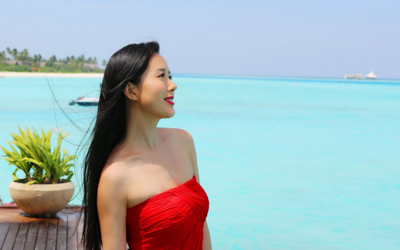 她是最美嫦娥仙子很多人喜欢她的清纯狂野起来更加有魅力