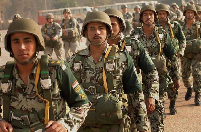 埃及_军事|埃及士兵已经在土耳其边境集结，直接开打还是代理战争