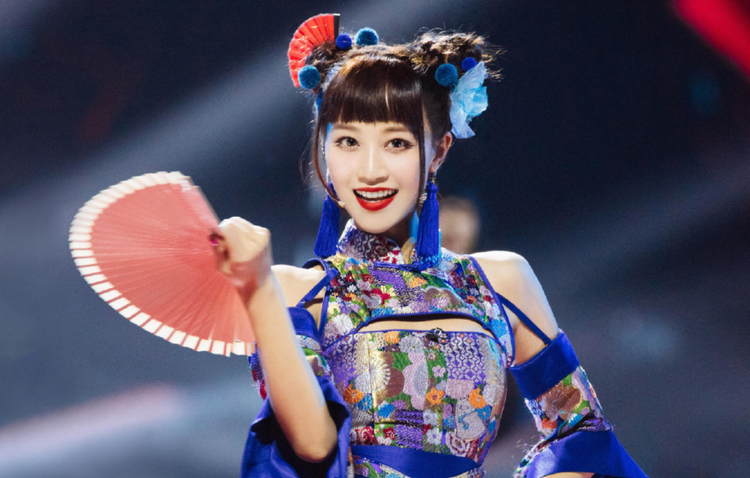 蓝盈莹|太心机？蓝盈莹主动加入宁静组惹争议，主动申请退赛？