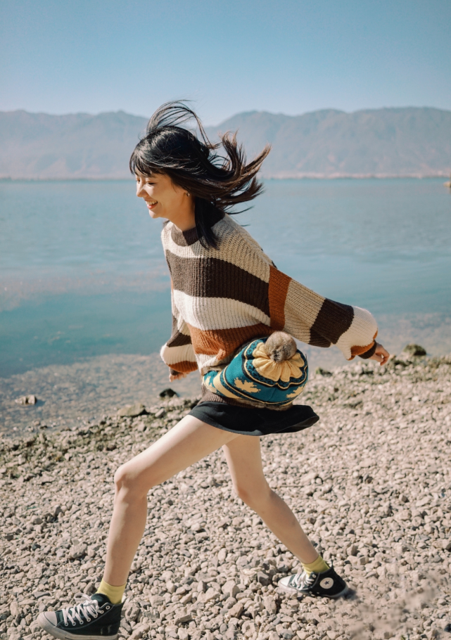 提到潘美烨这位演员,可能很多人不会很熟悉,但说到了最近热播的网剧